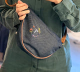 Daily Crescent Bag