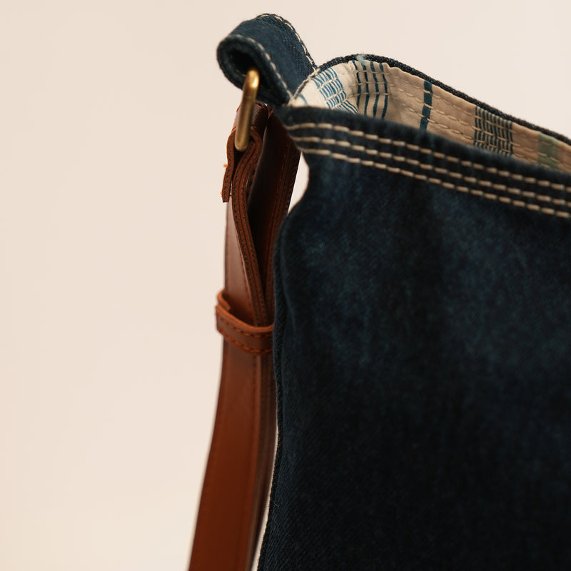 Leather Pocket Tote-Dark Blue